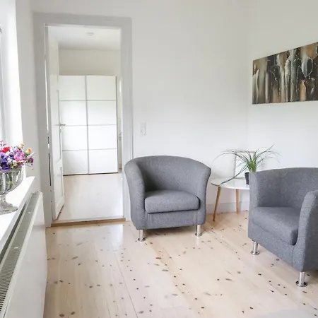 Hotel Bernstorff Castle Gentofte