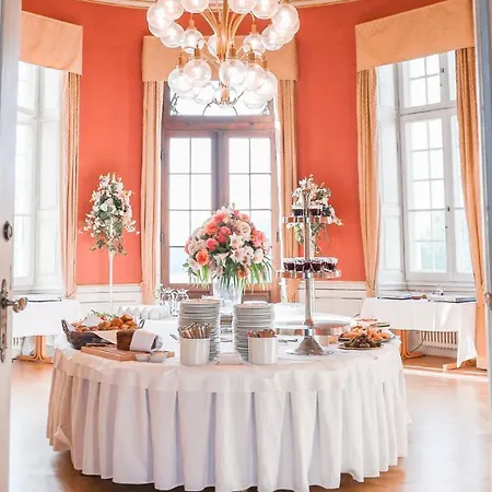 Bernstorff Castle Hotel 3*