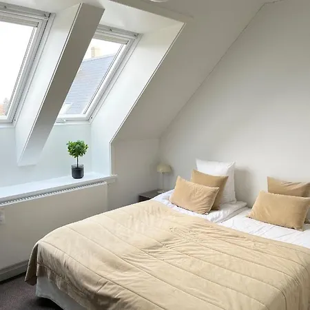 Bernstorff Castle Hotell 3*