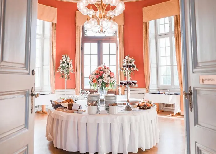 Bernstorff Castle Hotel 3*